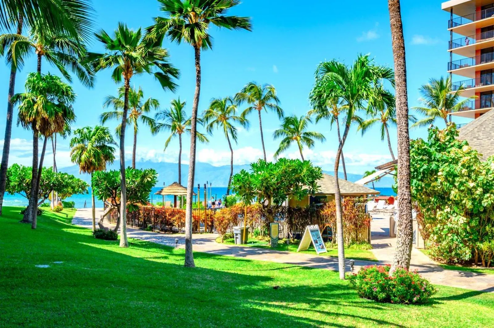 Kbm Resorts Free Car Kaanapali Shores Ks-155 Ground Floor Steps To Pool And Beach