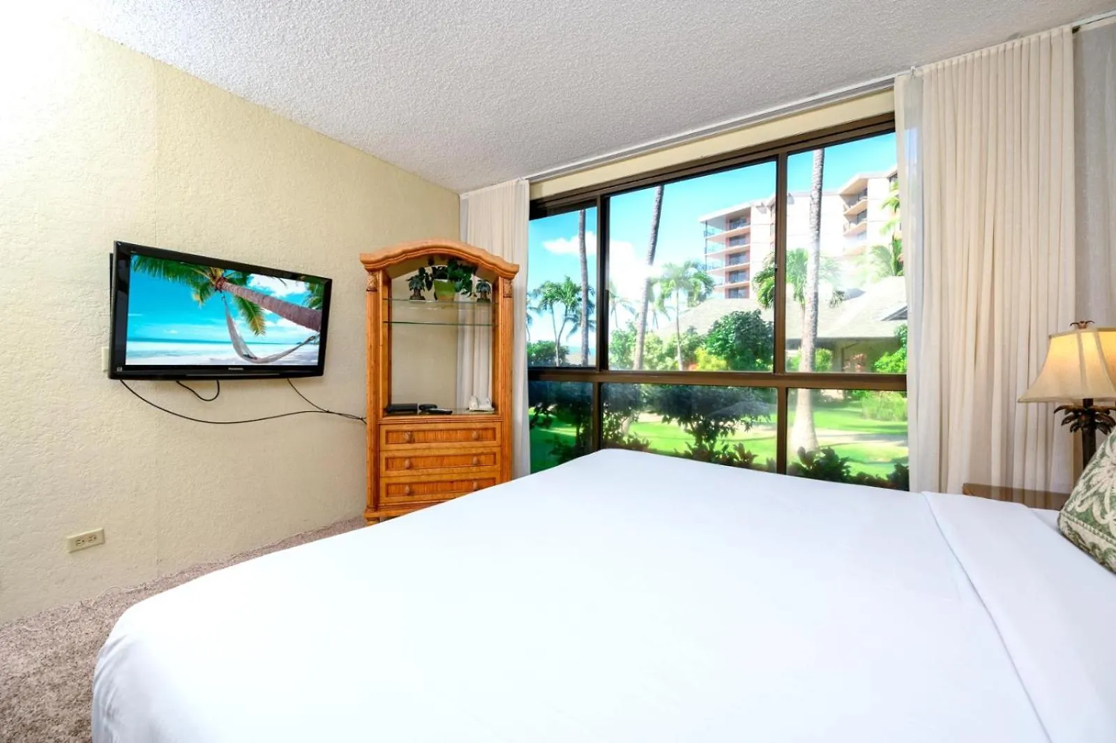 Apartment Kbm Resorts Free Car Kaanapali Shores Ks-155 Ground Floor Steps To Pool And Beach United States