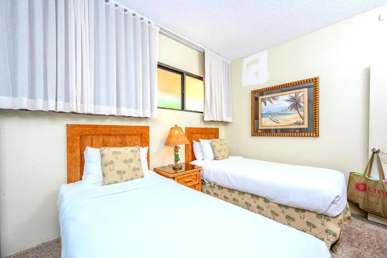 Kbm Resorts Free Car Kaanapali Shores Ks-155 Ground Floor Steps To Pool And Beach Apartment