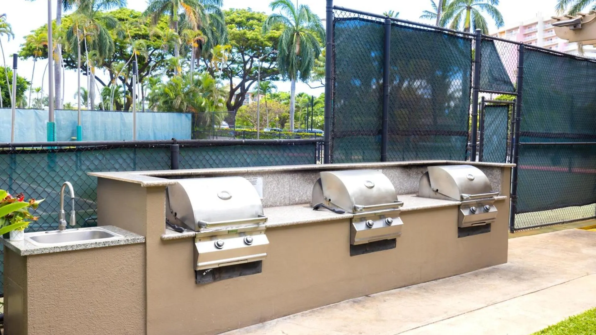 Kbm Resorts Free Car Kaanapali Shores Ks-155 Ground Floor Steps To Pool And Beach United States