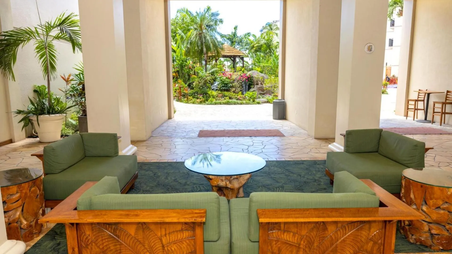 Kbm Resorts Free Car Kaanapali Shores Ks-155 Ground Floor Steps To Pool And Beach Apartment
