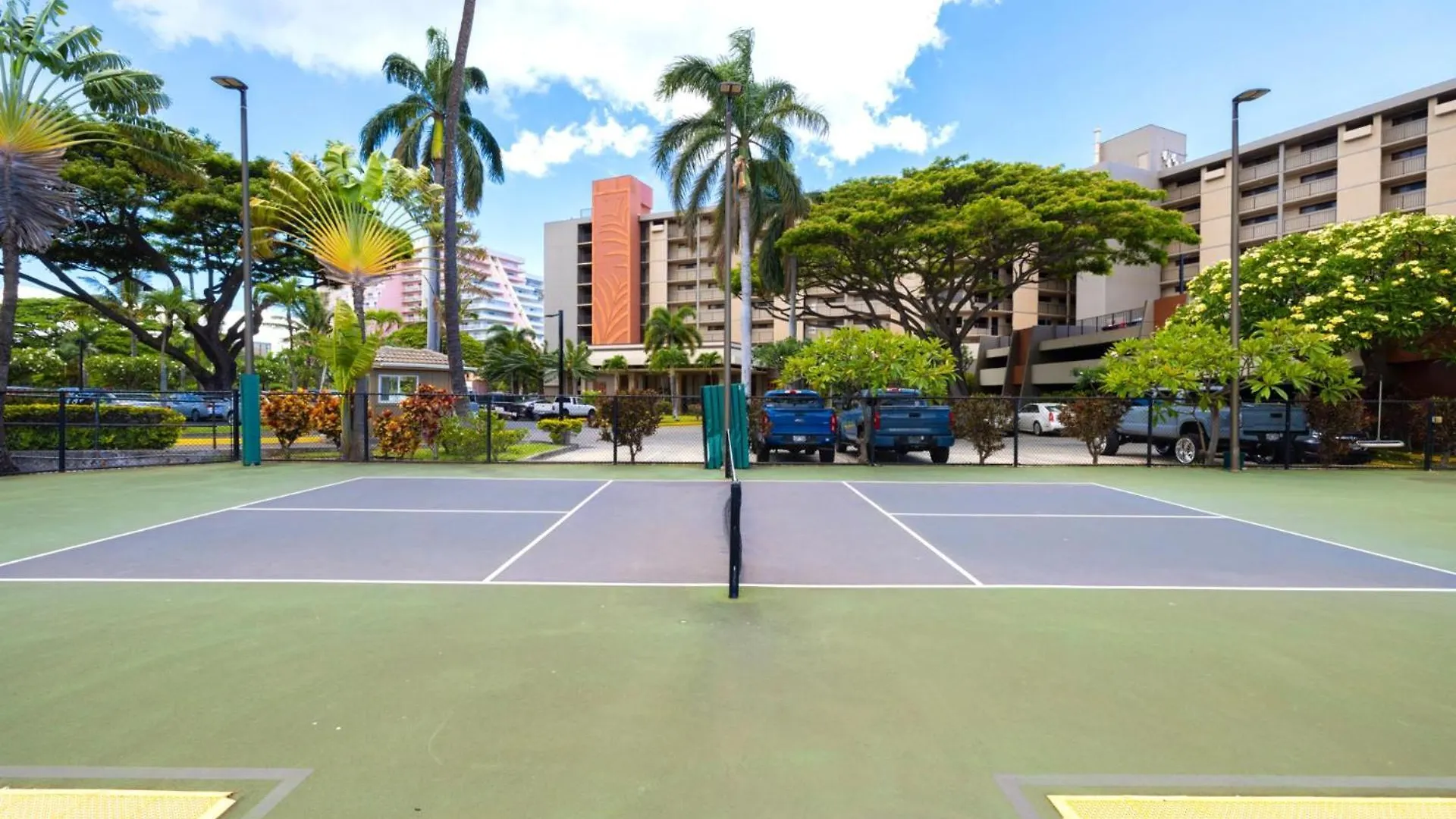 Kbm Resorts Free Car Kaanapali Shores Ks-155 Ground Floor Steps To Pool And Beach